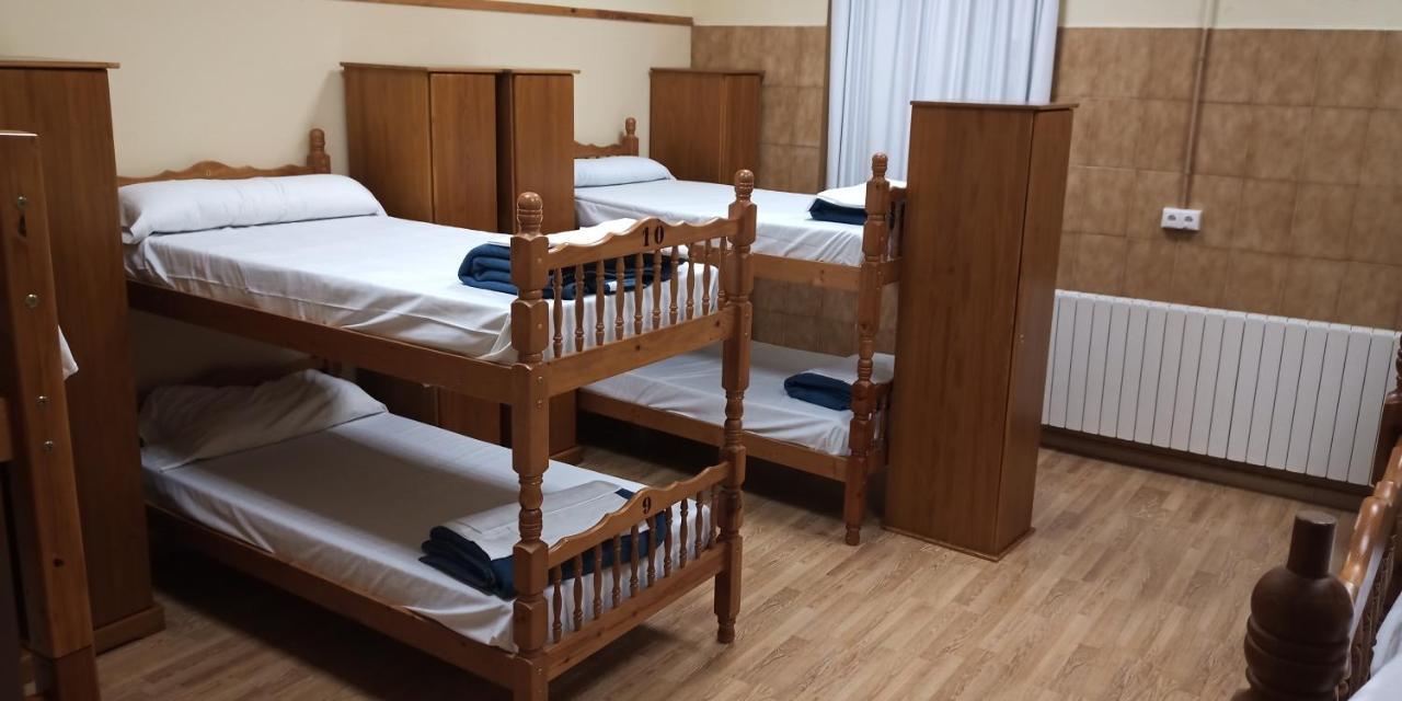 Albergue Pirenarium Sabinanigo Bagian luar foto