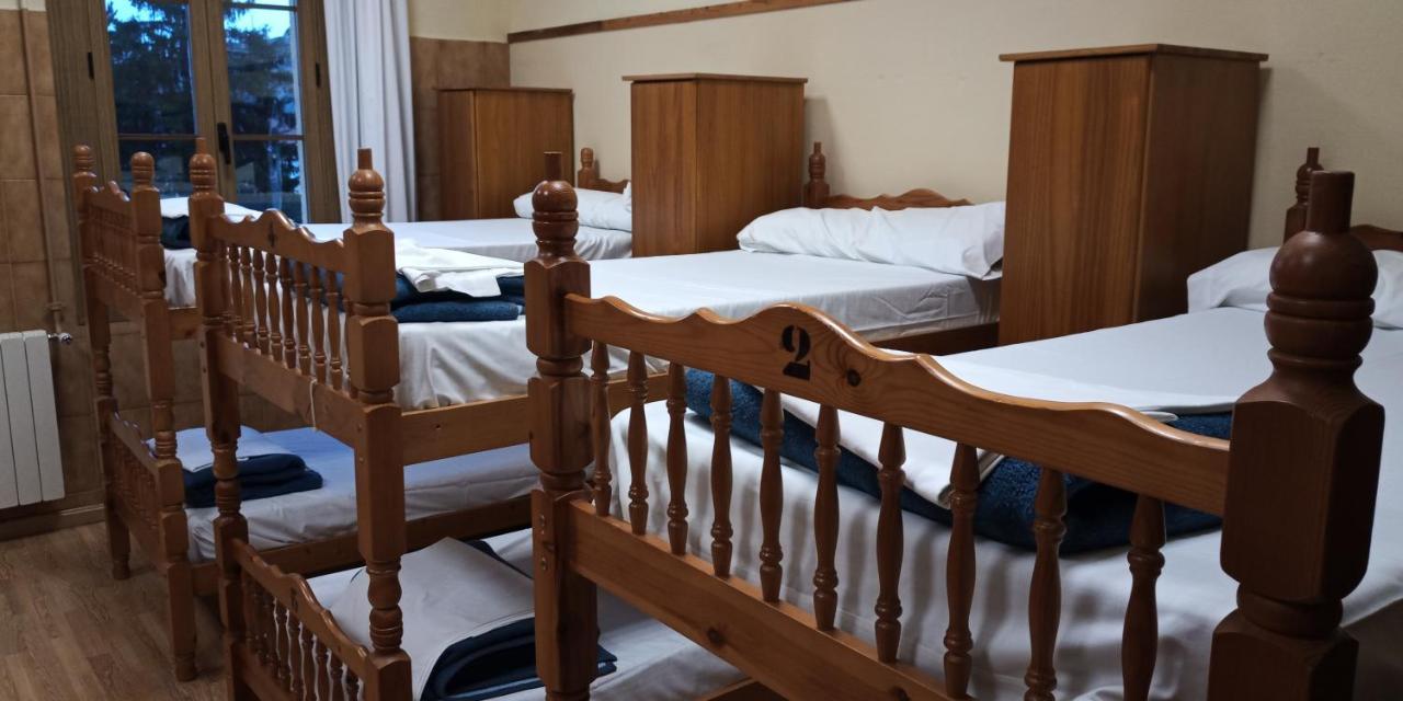 Albergue Pirenarium Sabinanigo Bagian luar foto