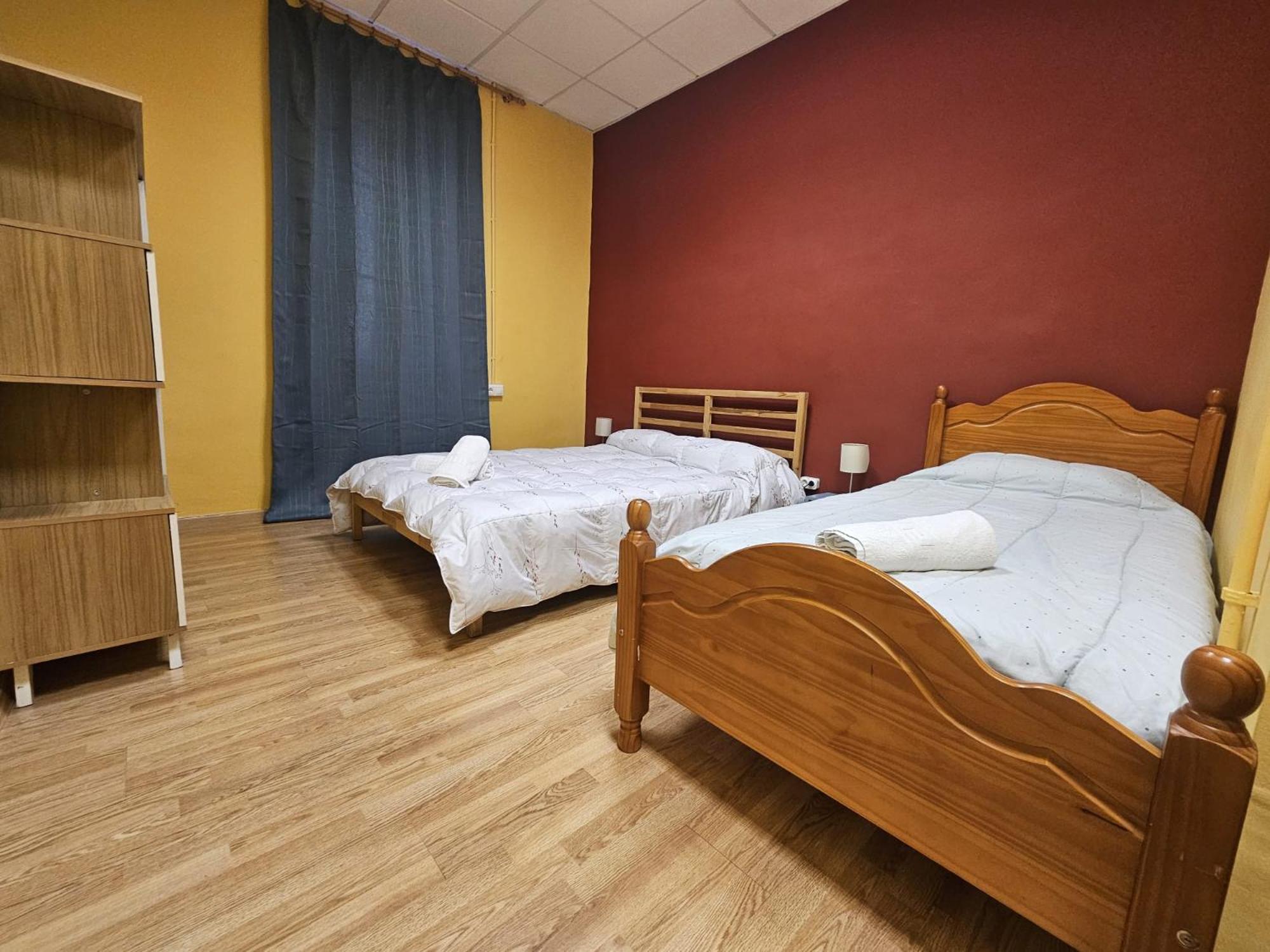 Albergue Pirenarium Sabinanigo Bagian luar foto