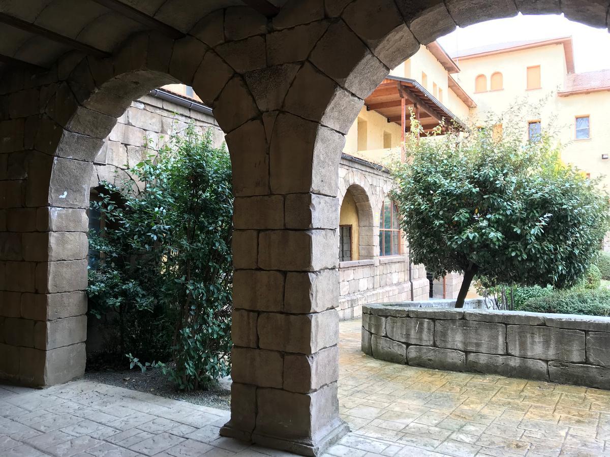 Albergue Pirenarium Sabinanigo Bagian luar foto