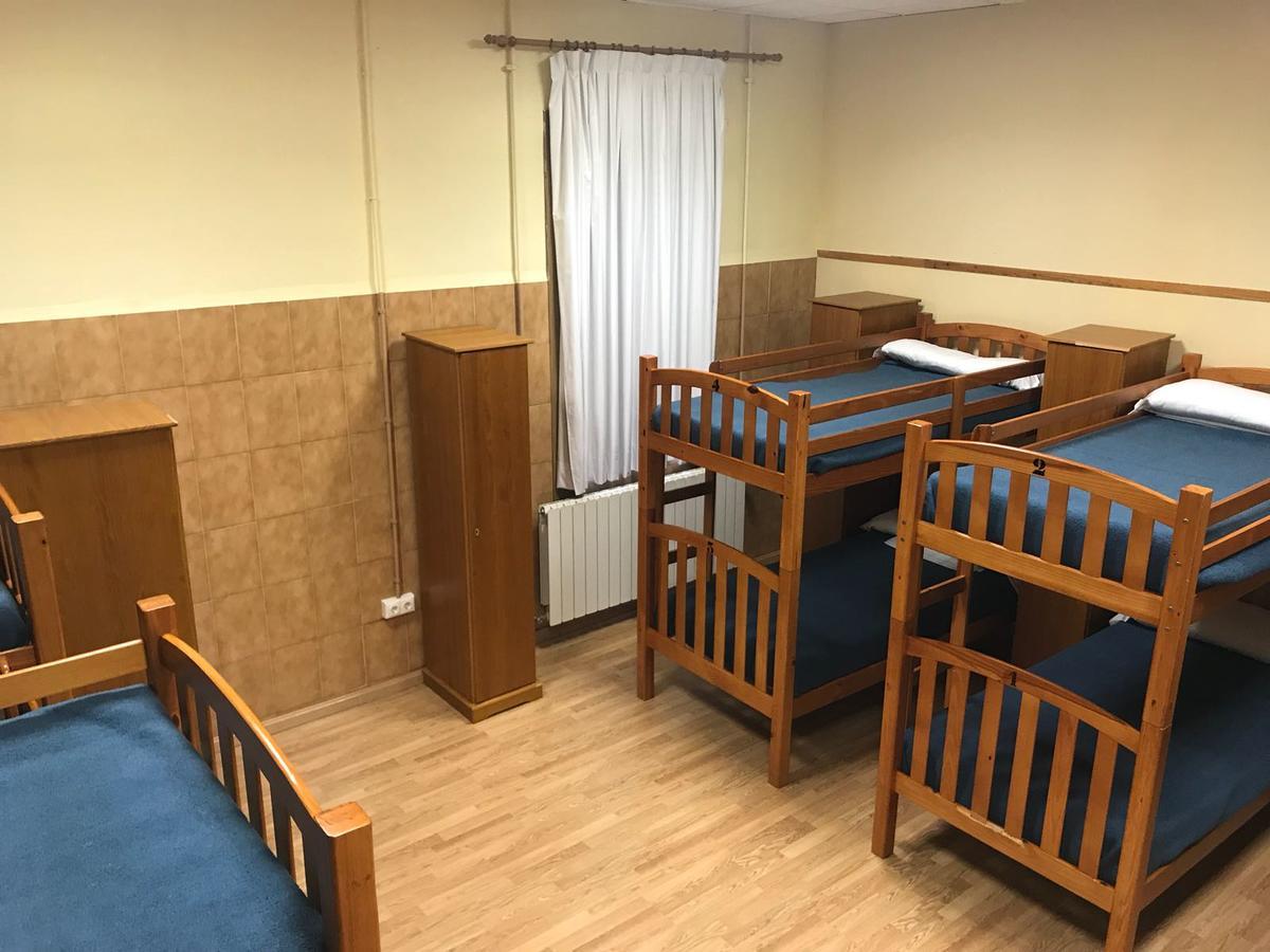 Albergue Pirenarium Sabinanigo Bagian luar foto